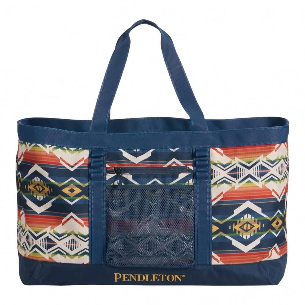 NEW PENDLETON women's explorer gear hauler bag in blue